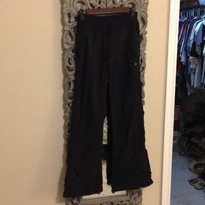 Black Lululemon pants